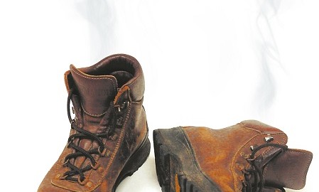 How To Prevent And Cure Work Boot Odor 